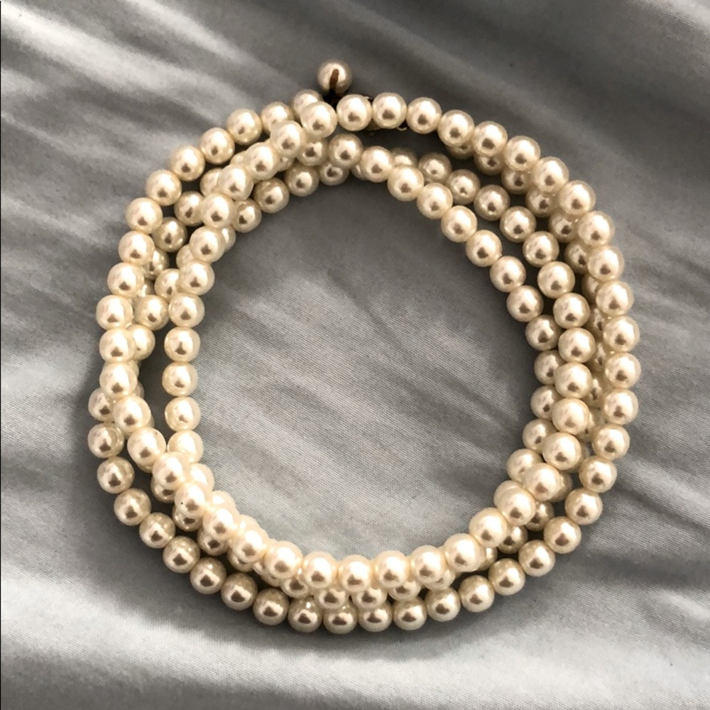 Pearl necklace